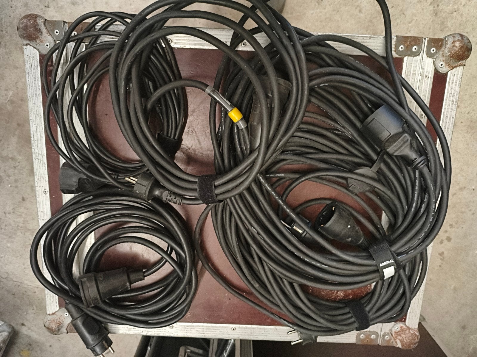 Partij Schuko verlengkabels 4x 1.5mm2, 1x 1mm2, Overige merken, Gebruikt, Onbekend, Ophalen of Verzenden
