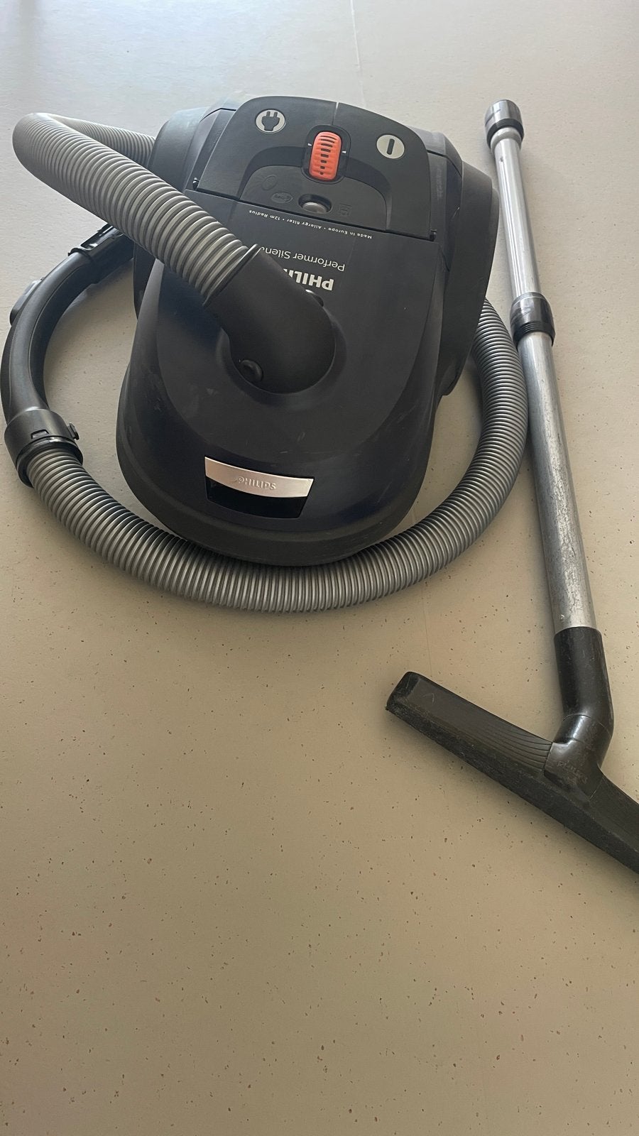 Philips Performer Silent stofzuiger met 3 nieuwe zakken, Inclusief accessoires, Gebruikt, Philips, Sledestofzuiger