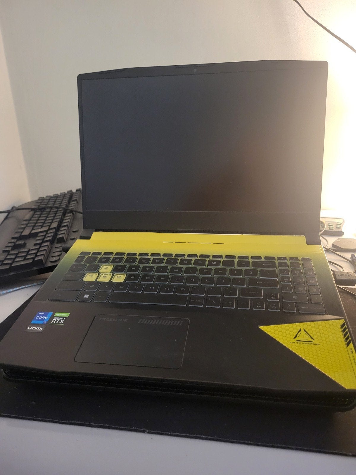 MSI Crosshair 15 inch  Gaming Laptop RTX 3070 Ti, Met videokaart, Zo goed als nieuw, Gaming, SSD