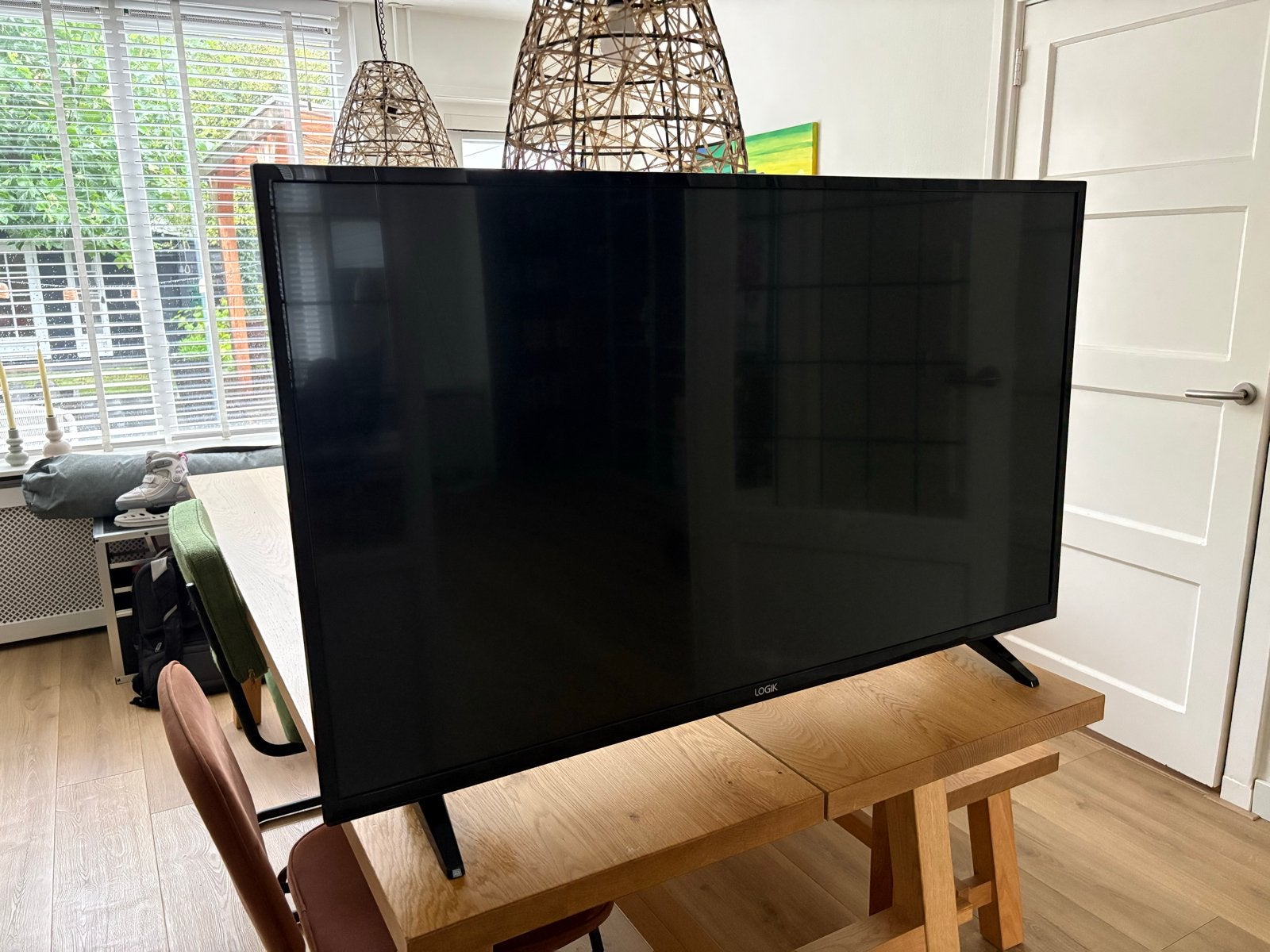 49" Smart Ultra HD LED TV (L49UE17), LED, Zo goed als nieuw, 100 cm of meer, 4k (UHD)