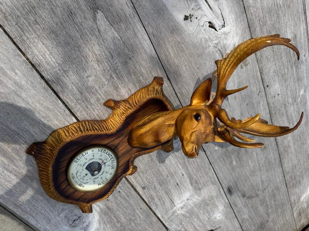 Hertenkop met barometer, Huis en Inrichting, Woonaccessoires | Wanddecoraties, Wandhanger, Vintage, Ophalen of Verzenden, Zo goed als nieuw