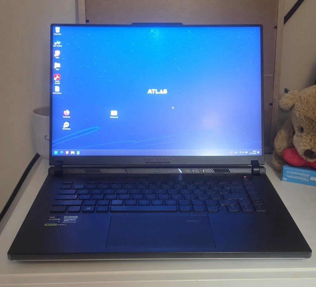 ASUS ROG Strix SCAR 18 2024 | RTX 4090 | i9 | 64GB | 5TB, 64 GB of meer, 5 TB, Met videokaart, Qwerty