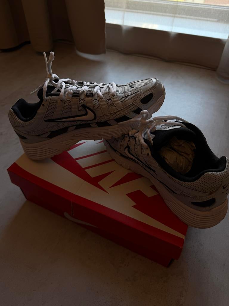 Nike P-6000 Pure Platinum/White-Black Sneakers, Kleding | Heren, Ophalen of Verzenden, Nieuw, Wit, Sneakers of Gympen