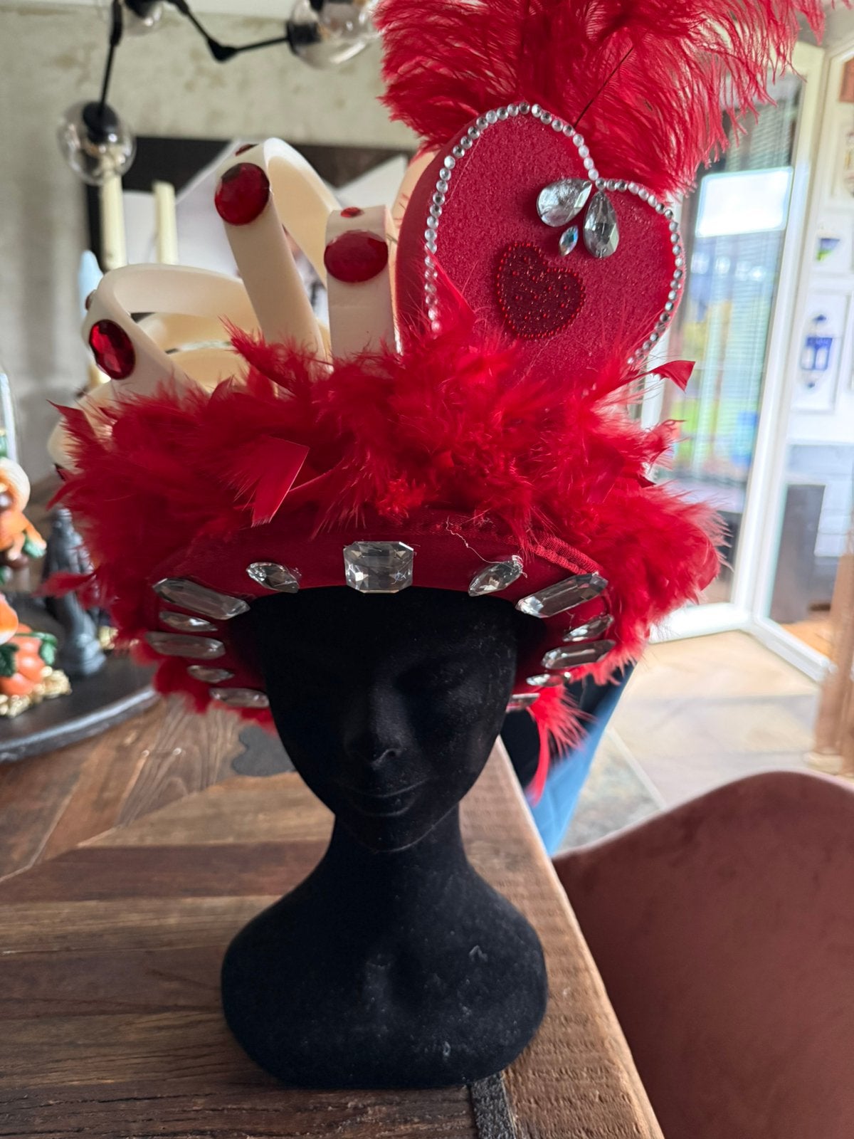 Foam hoed / pruiken, Kleding | Dames, Ophalen of Verzenden, Zo goed als nieuw, Carnaval