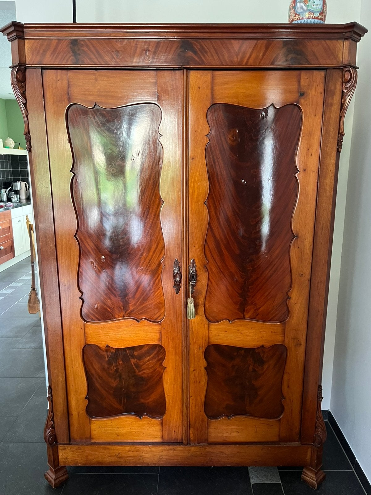 Originele Biedermeier kast, Ophalen