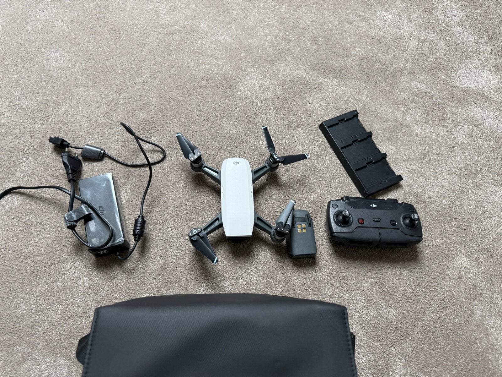 DJI Spark Fly More Combo met 2 accu's, afstandsbediening en, Ophalen, Gebruikt, Cameradrone, 100 tot 1000 meter