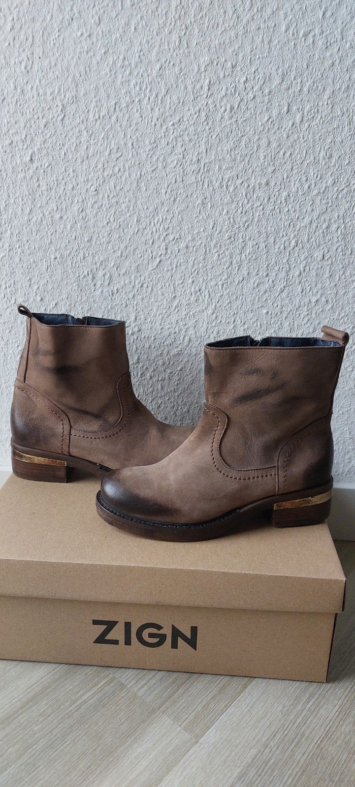 Stoere Boots Enkellaarzen | Maat 36 | Bruin Goud, Kleding | Dames, Bruin, Lage of Enkellaarzen, Ophalen of Verzenden, Zo goed als nieuw