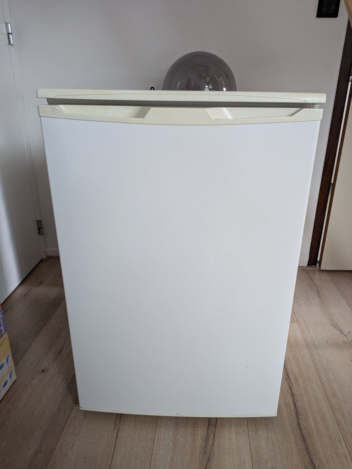 Vriezer met 3 Lades, Gebruikt, Minder dan 60 cm, Vrijstaand, Ophalen