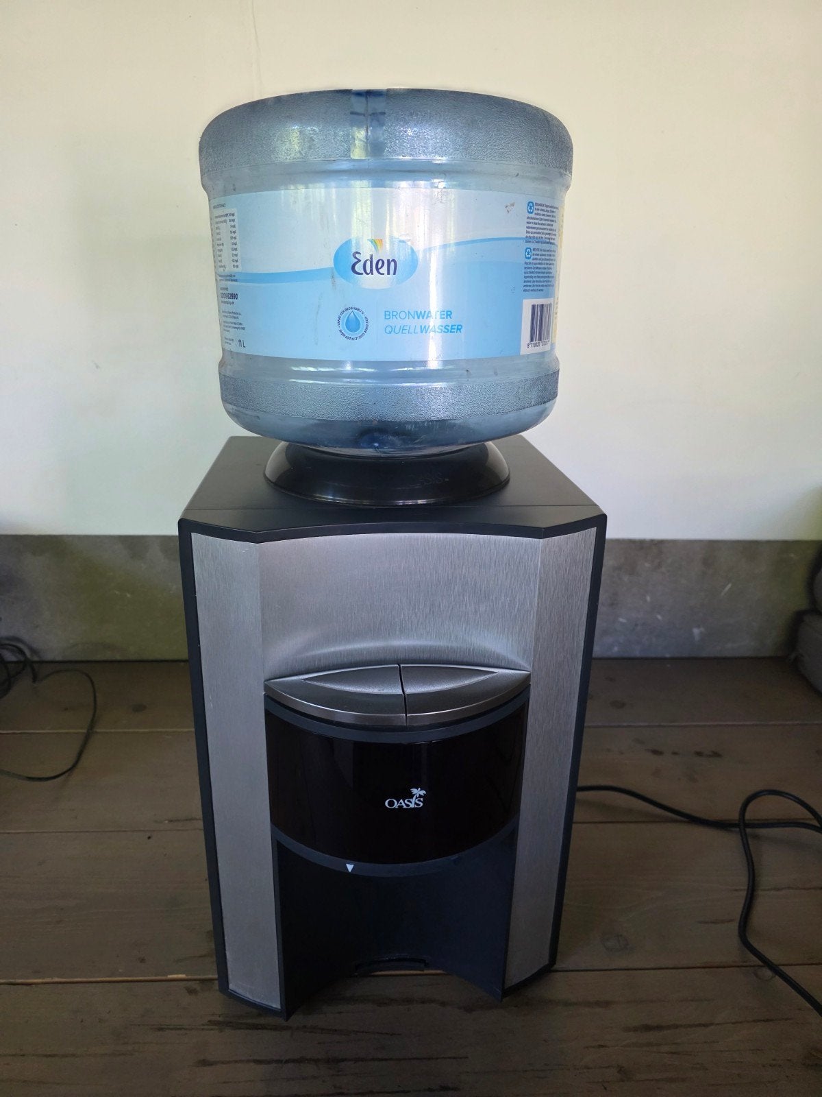 Oasis Waterkoeler koud en warm water, Ophalen, Gebruikt, Waterkoeler