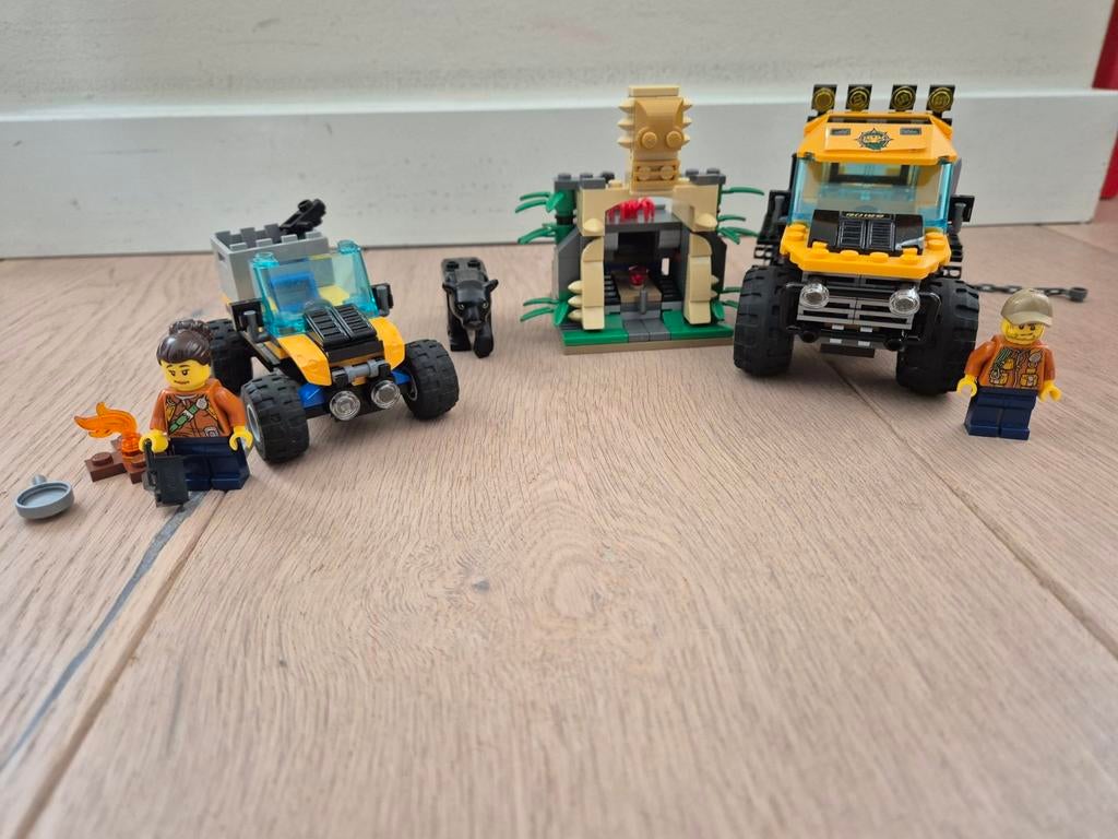 Jungle missie met halfrupsvoertuig, legoset 60153., Kinderen en Baby's, Speelgoed | Duplo en Lego, Ophalen, Compleet, Overige thema's