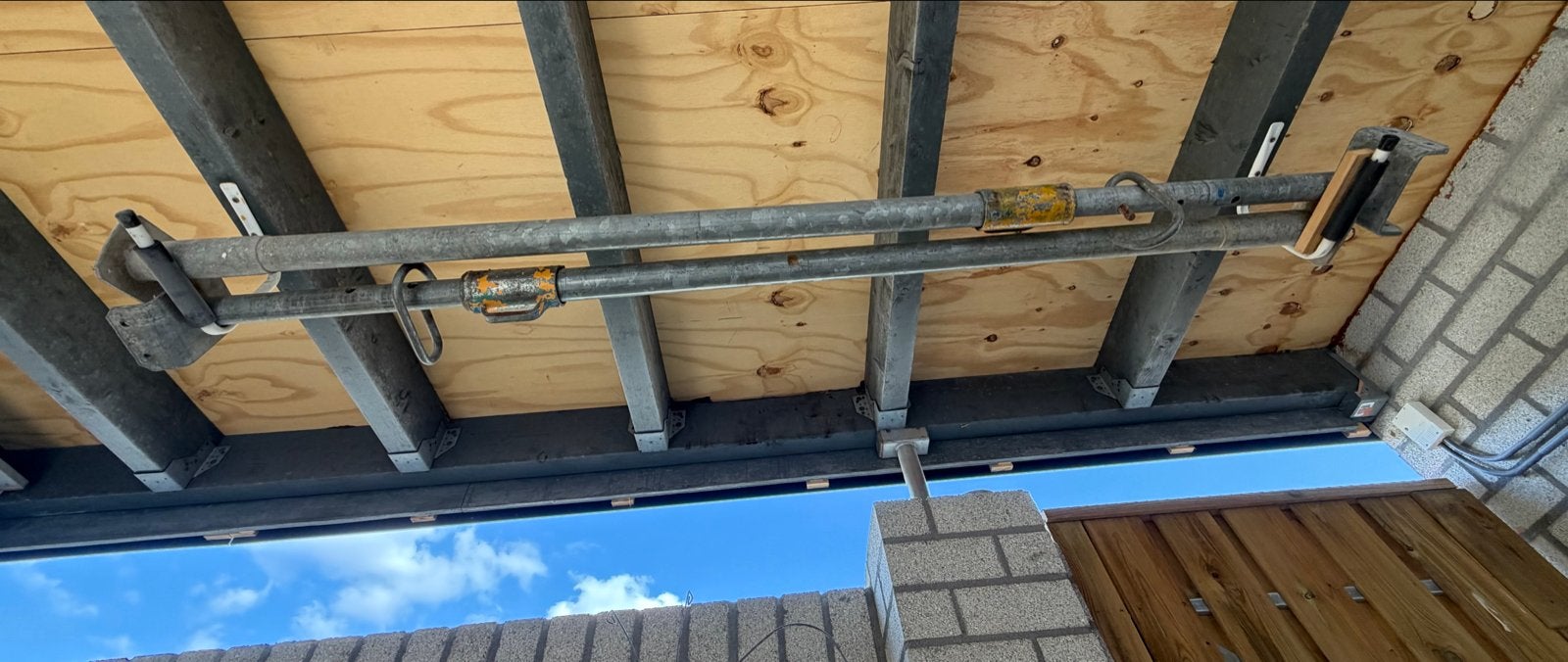 Verstelbare stempels - Minimale hoogte 1500mm, Doe-het-zelf en Verbouw, Ophalen
