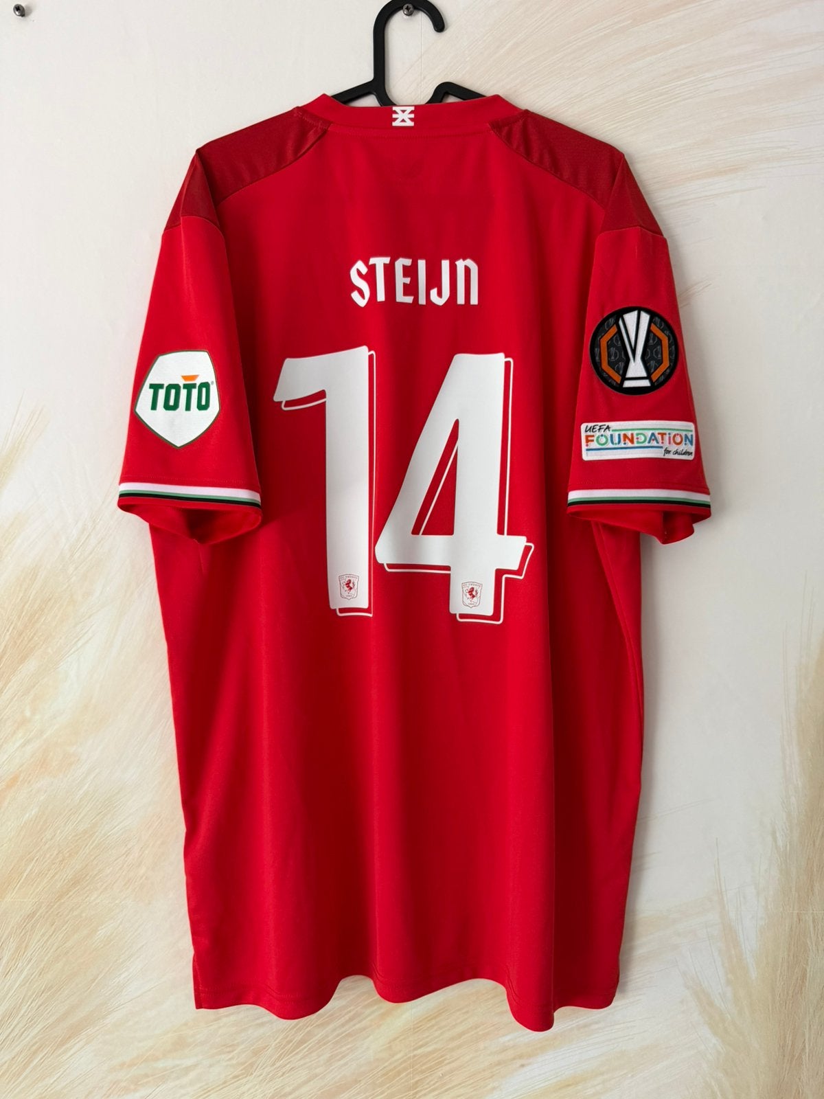 Fc twente steijn shirt europa league (maat xl) nieuw, Kleding | Heren, Sportkleding, Ophalen of Verzenden, Voetbal, Rood, Maat 56/58 (XL)