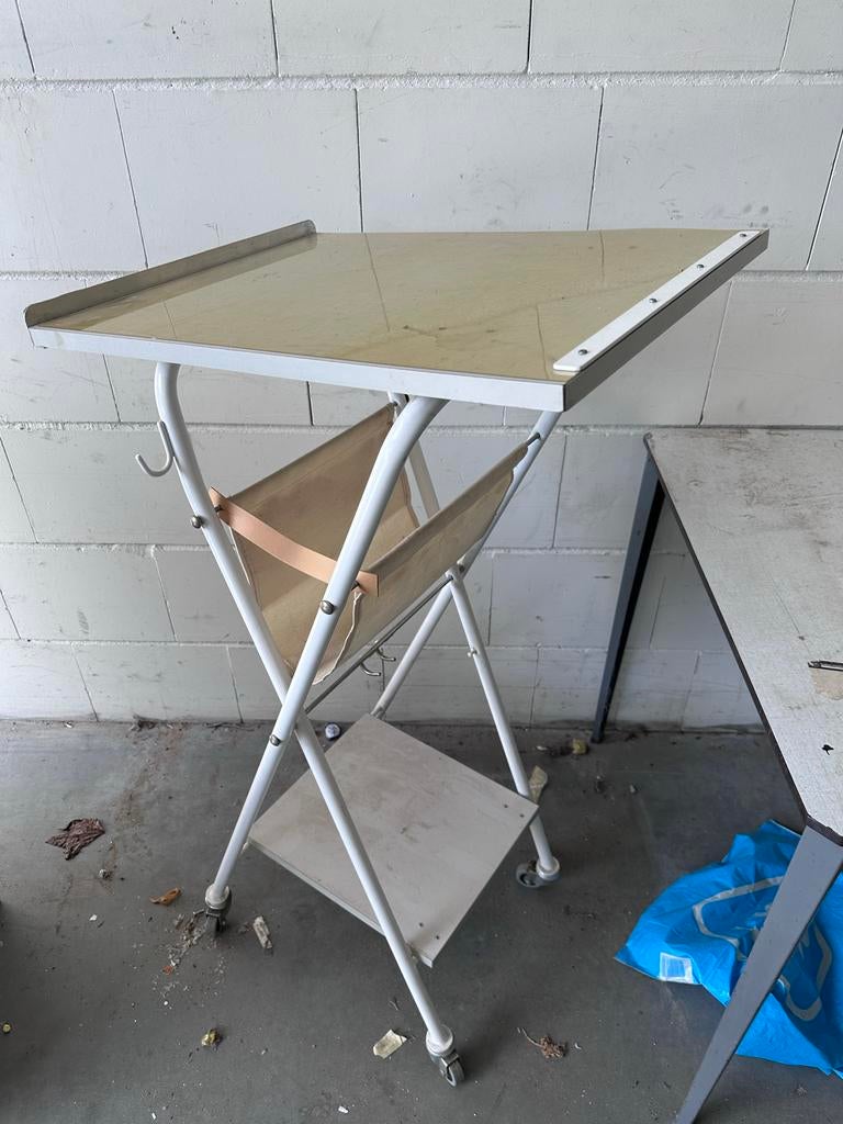 Vintage Medische Trolley / Lessenaar, Ophalen, Gebruikt