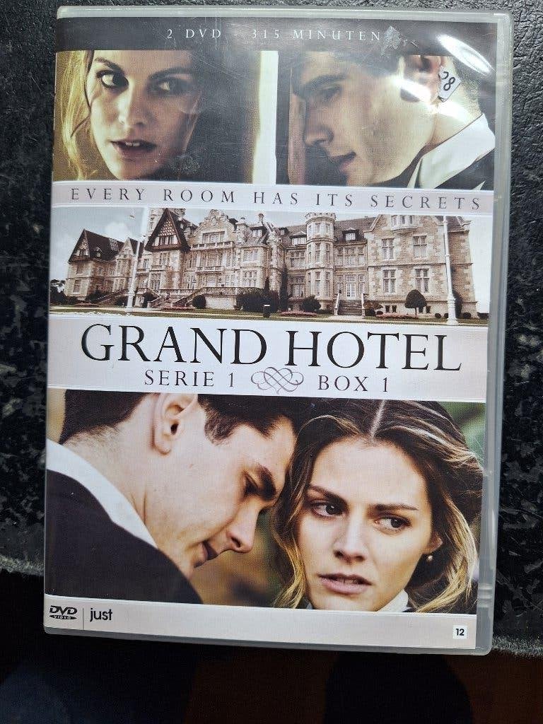 grand hotel 1, Engels, Seizoen 1, Nederlands, Ophalen of Verzenden