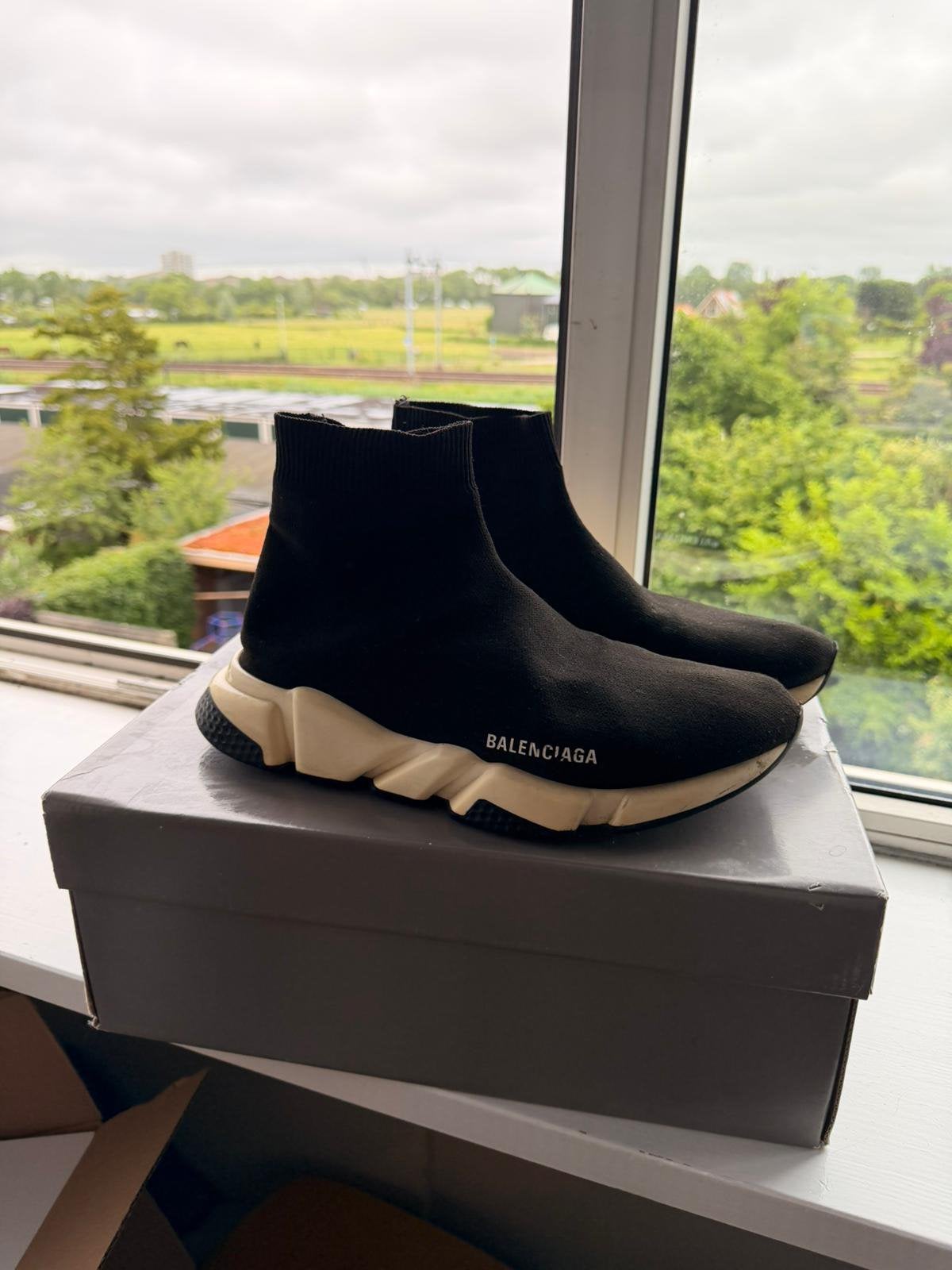 Balenciaga speed, Ophalen of Verzenden, Zo goed als nieuw, Zwart