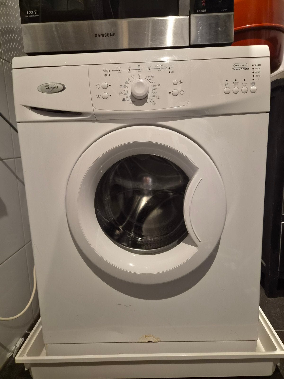 Whirlpool Texas 1400 Wasmachine - 5 kg, 1400 toeren, Ophalen, 1200 tot 1600 toeren, Gebruikt, 4 tot 6 kg