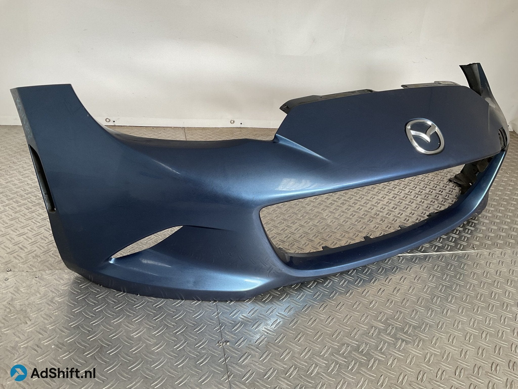 Bumper Mazda MX5 MX-5 N243-50031 Voorbumper B9-15808z, Bumper