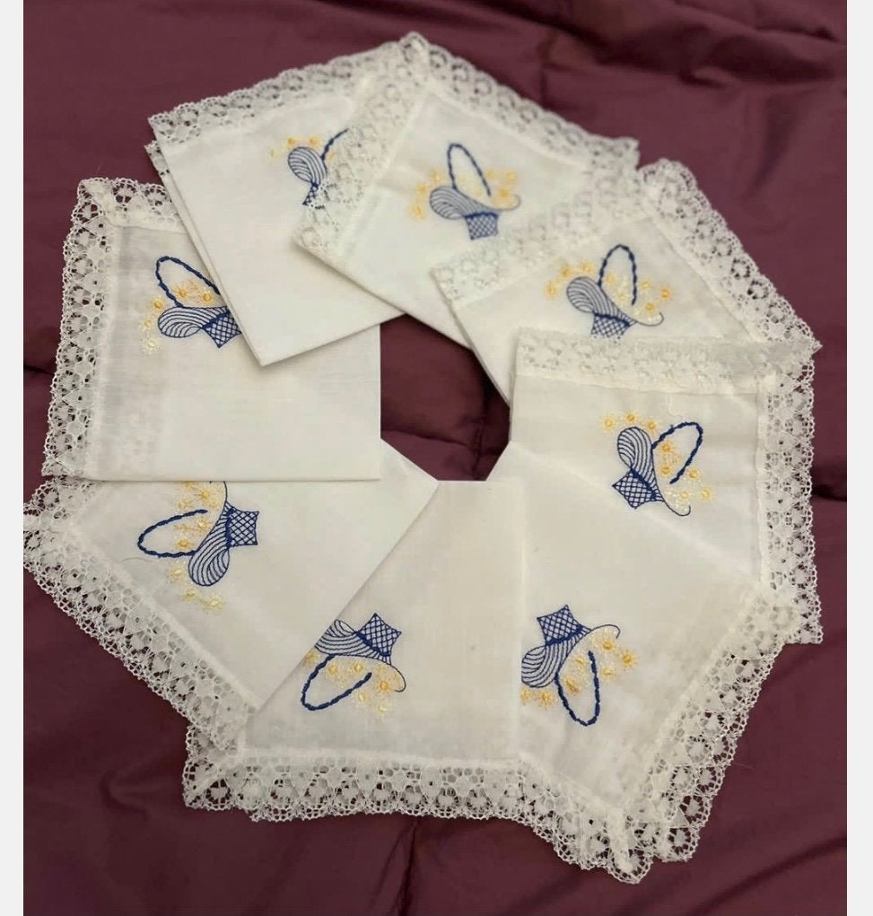 8 x vintage kleedjes zakdoekjes, geborduurd en kant, 25 x 25, Ophalen of Verzenden