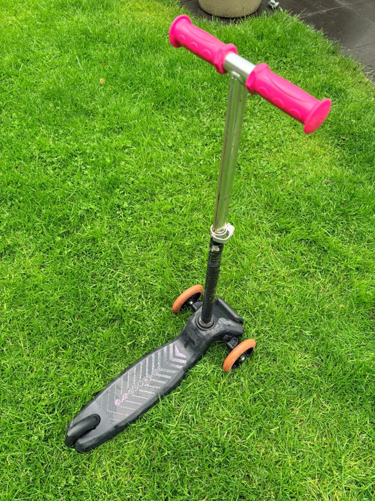 Amigo kinderstep 3-8 jaar, Fietsen en Brommers, Steps, Ophalen, Gebruikt, Gewone step