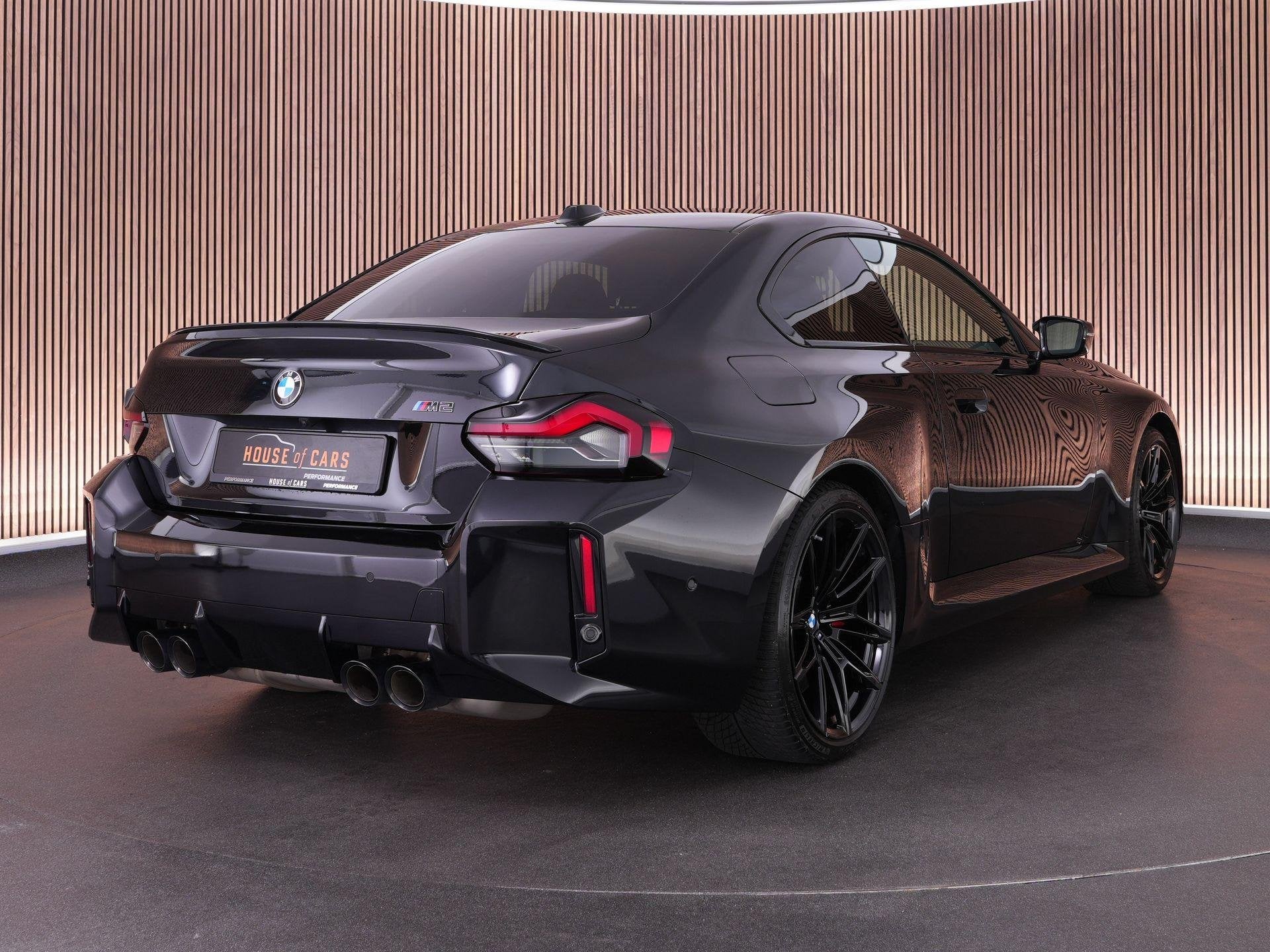 BMW M2 Coupé |480pk|BTW|Black Sapphire|M Drive Pro|M sportd, Auto's, Automaat, Gebruikt, 4 stoelen, 10 km/l