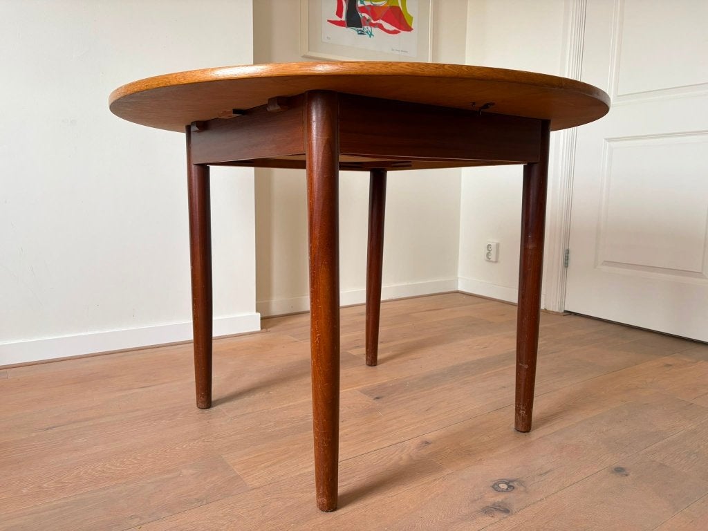 Vintage houten ronde tafel (uitschuifbaar), Huis en Inrichting, Tafels | Eettafels, Ophalen, Gebruikt, Jaren '60, Vier personen
