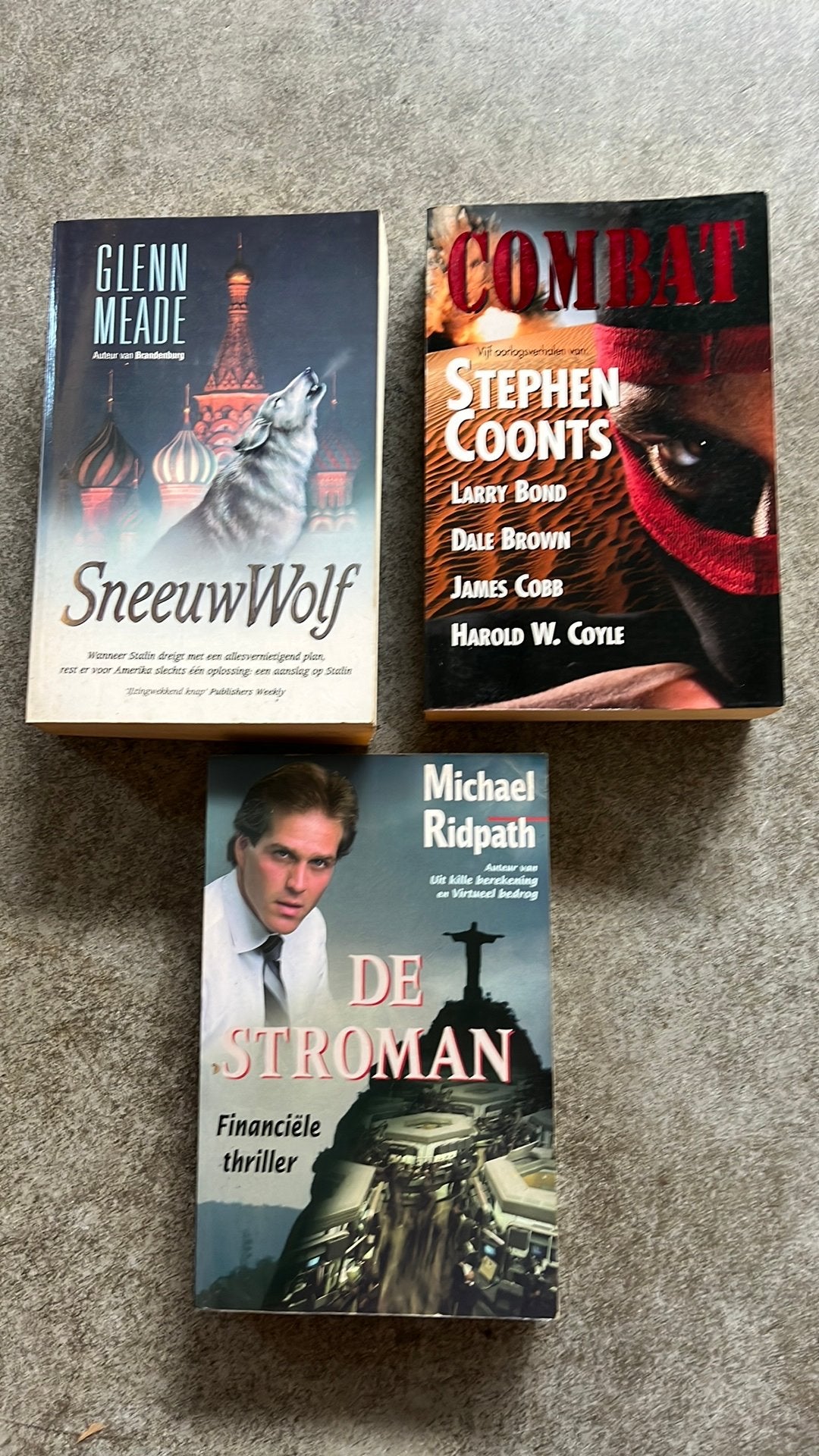 3  romans uitgever Van Holkema & Warendorf, Ophalen of Verzenden, Gelezen