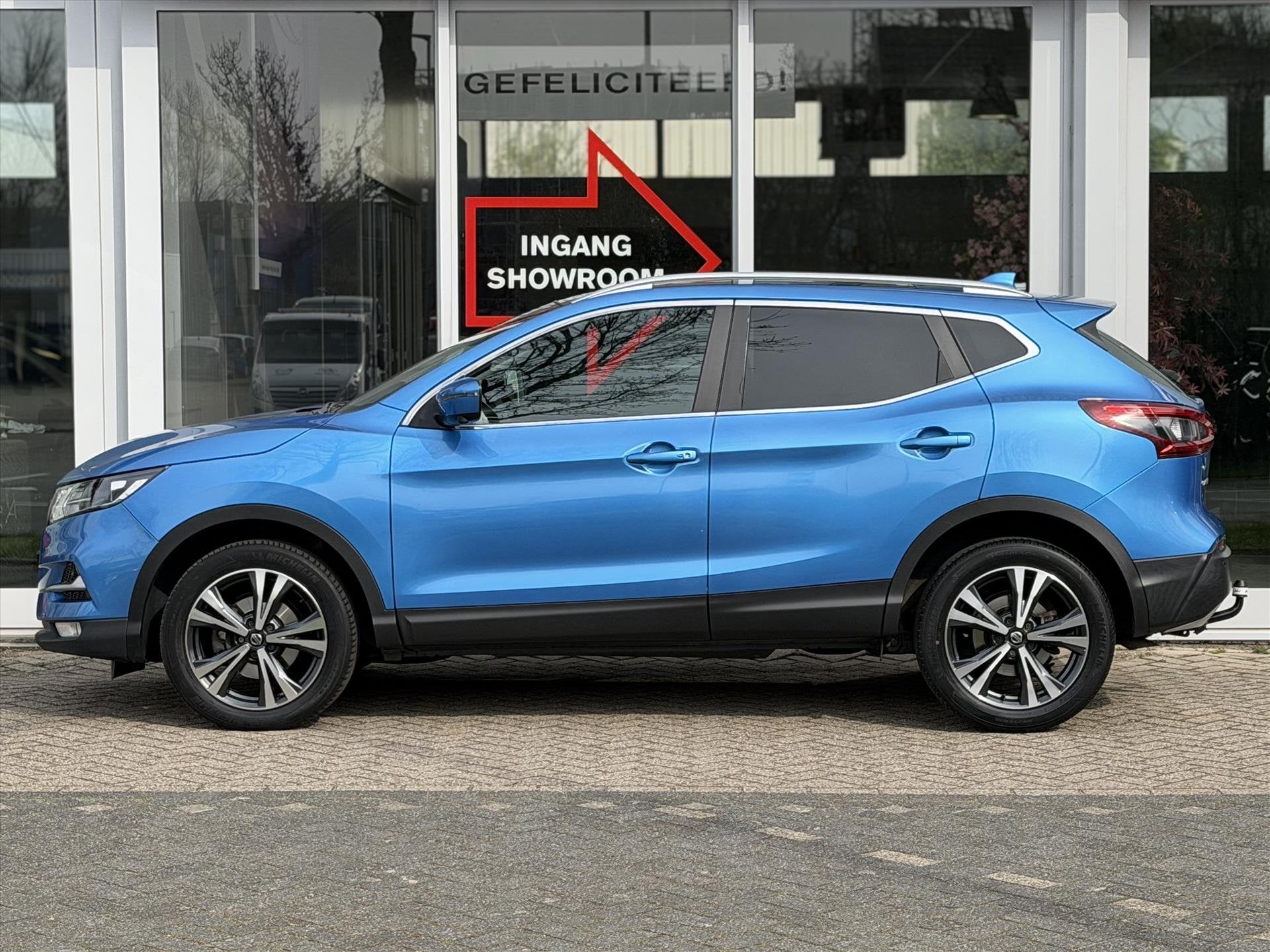 NISSAN Qashqai 1.3 DIG-T 140pk N-Connecta | Panoramadak | Na, Auto's, Keurmerk '100% Onderhouden', Gebruikt, 4 cilinders, Blauw