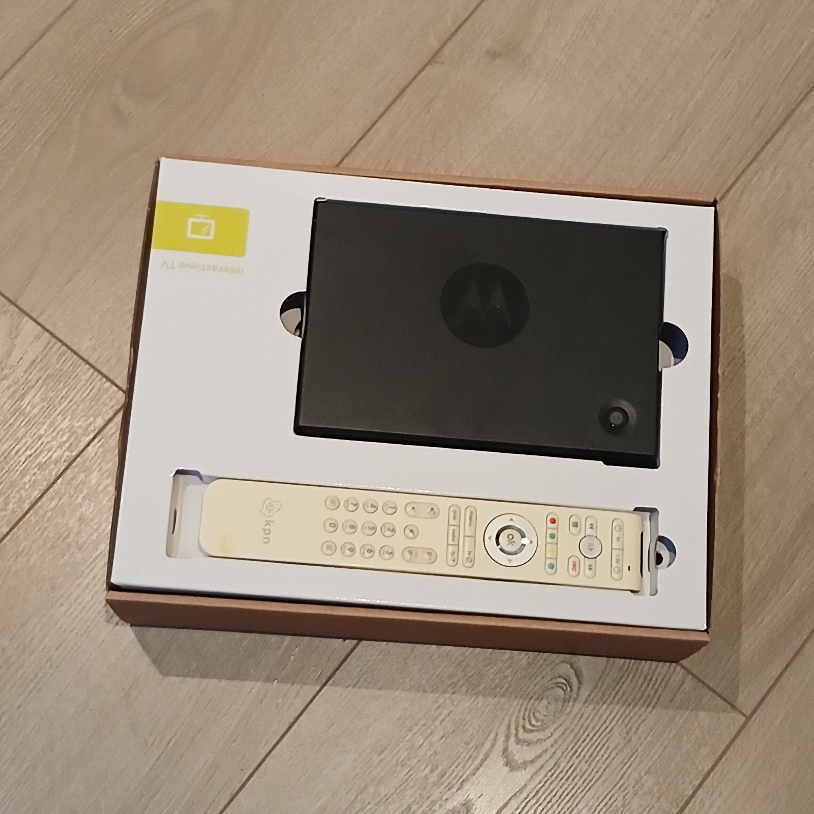 Motorola VIP1853  Interactive TV Box  Complete Set, Ophalen of Verzenden, Zo goed als nieuw