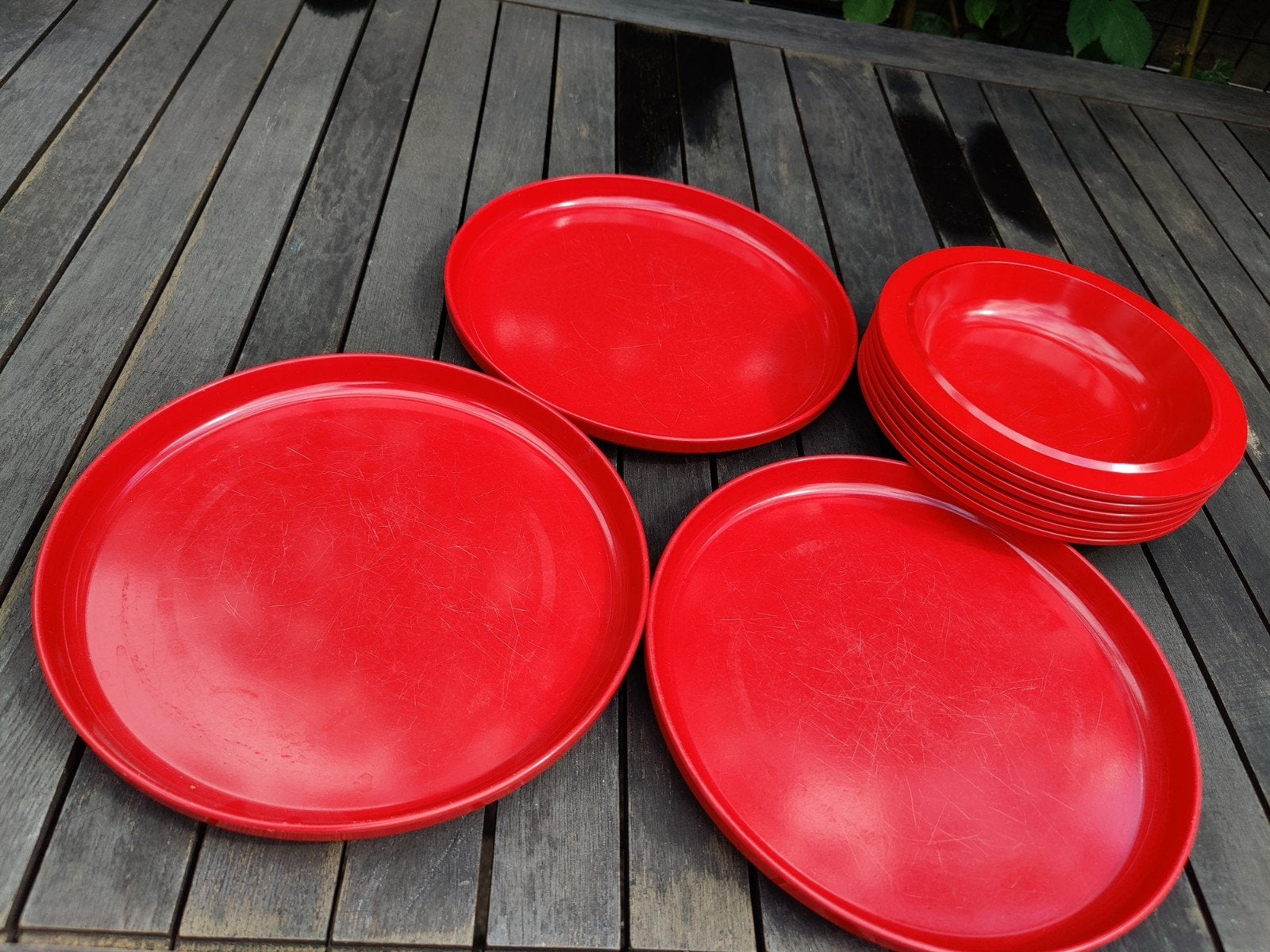 Rode Melamine Borden en Kommen - Vintage Servies, Caravans en Kamperen, Ophalen of Verzenden, Gebruikt