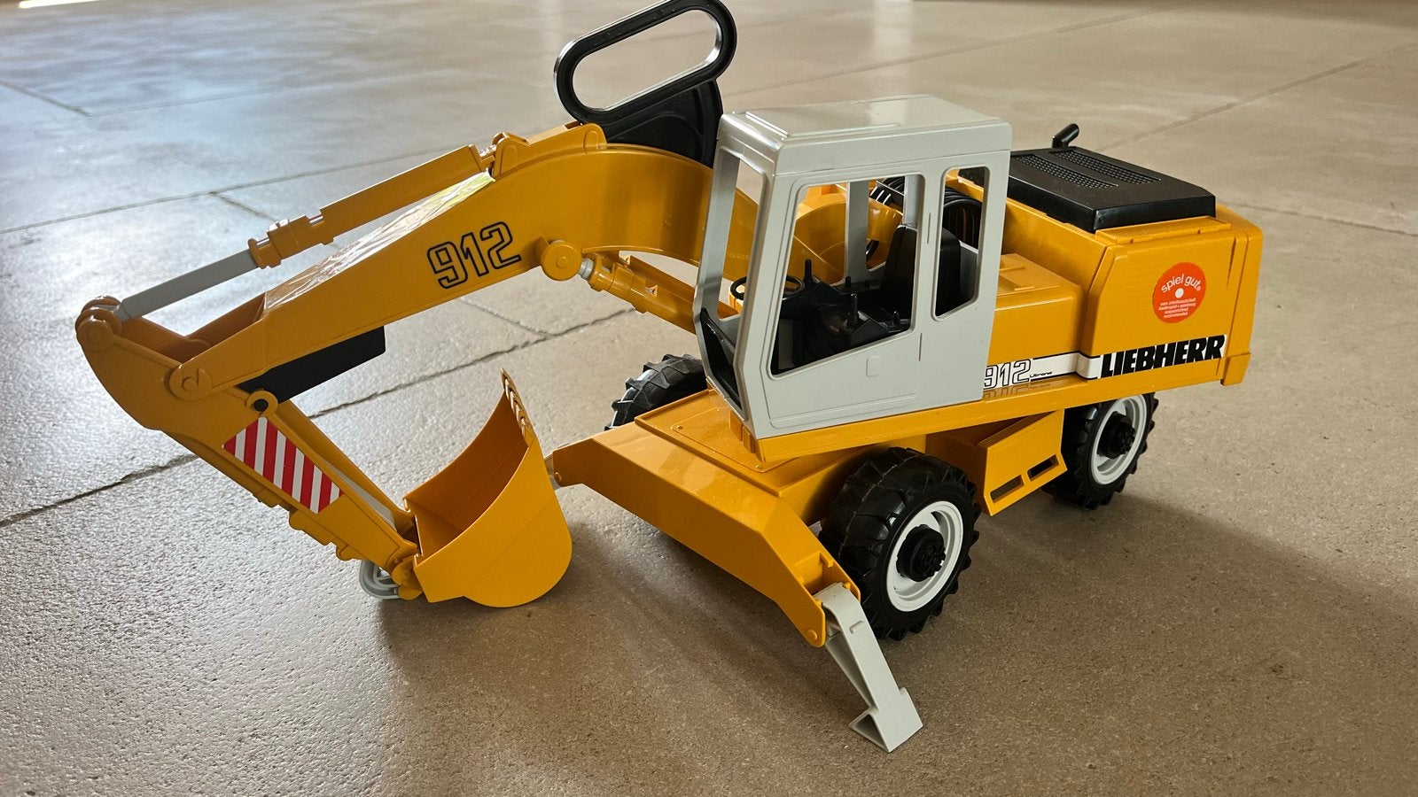 Bruder Liebherr 912 Kraan - Zo goed als nieuw, Ophalen, Zo goed als nieuw