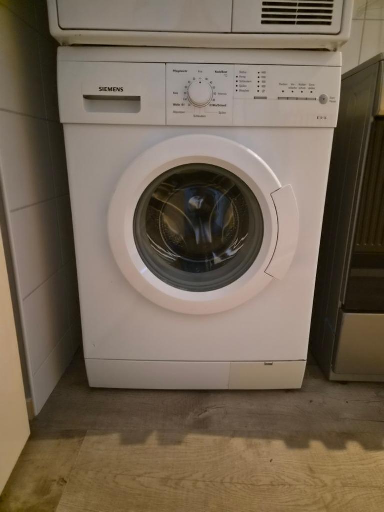 Siemens WM14E140/34 Wasmachine - Goede Staat, Witgoed en Apparatuur, Wasmachines, Gebruikt, Ophalen of Verzenden, Voorlader, 85 tot 90 cm