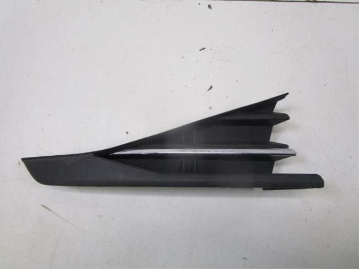 VW Golf sportsvan Inleg Voorbumper Rechts Chrome (510853666J, Ophalen of Verzenden, Gebruikt, Voor, Bumper