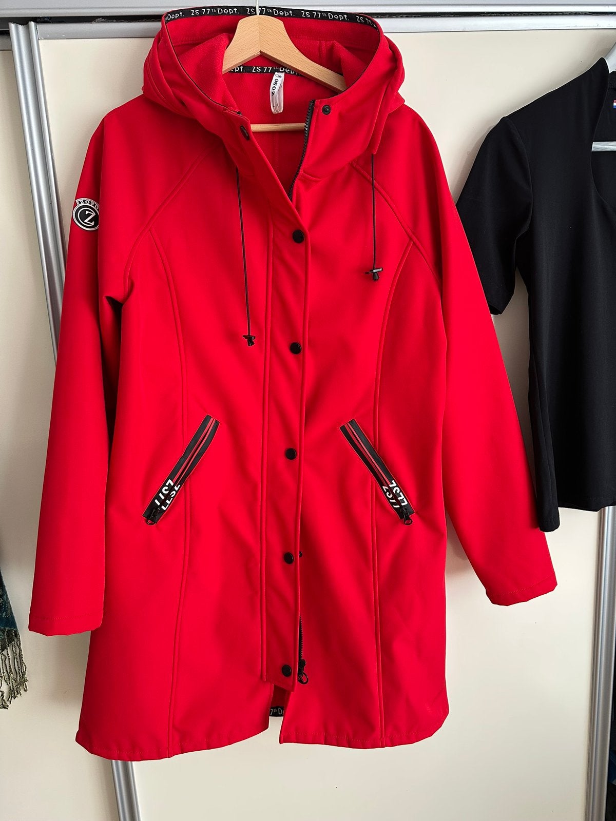 Zoso dames driekwart jas maat L, Kleding | Dames, Jassen | Winter, Ophalen of Verzenden, Zo goed als nieuw, Maat 38/40 (M), Rood