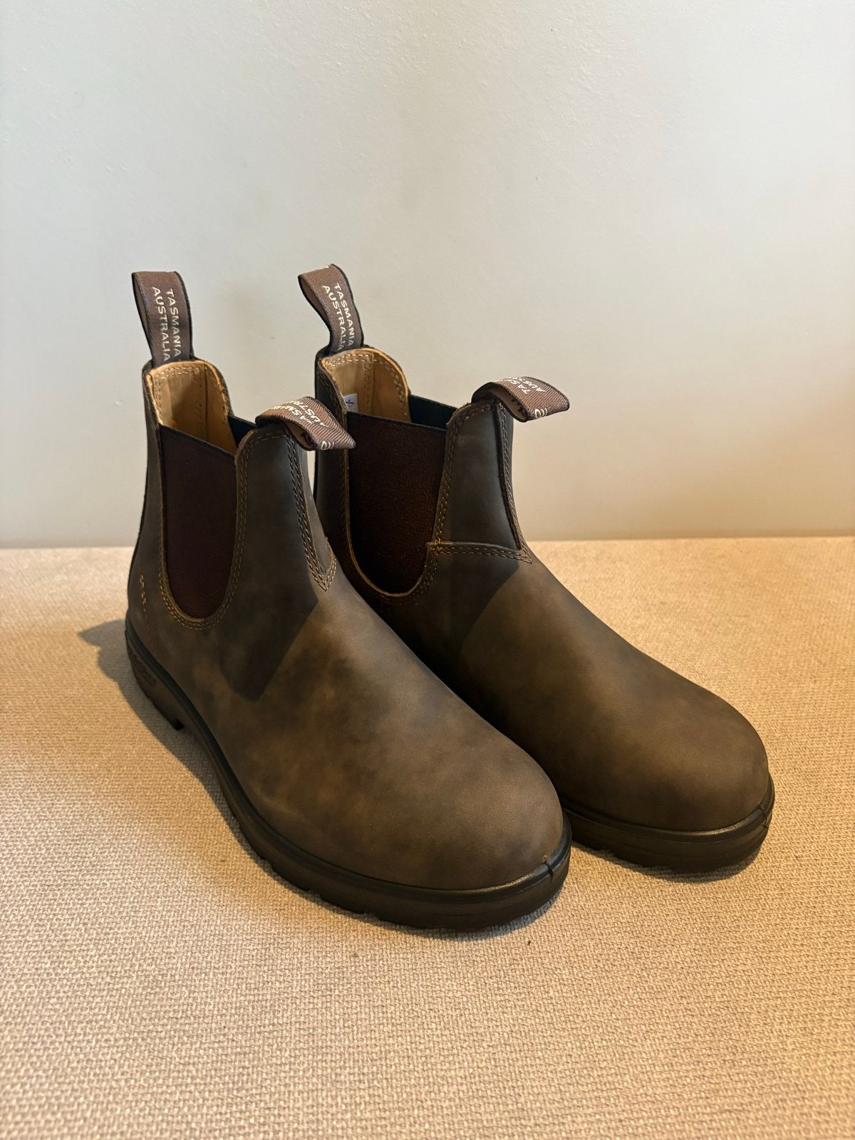 Blundstone 585 Rustic Brown Chelsea Boots - Maat 39, Ophalen of Verzenden, Nieuw, Bruin, Lage of Enkellaarzen
