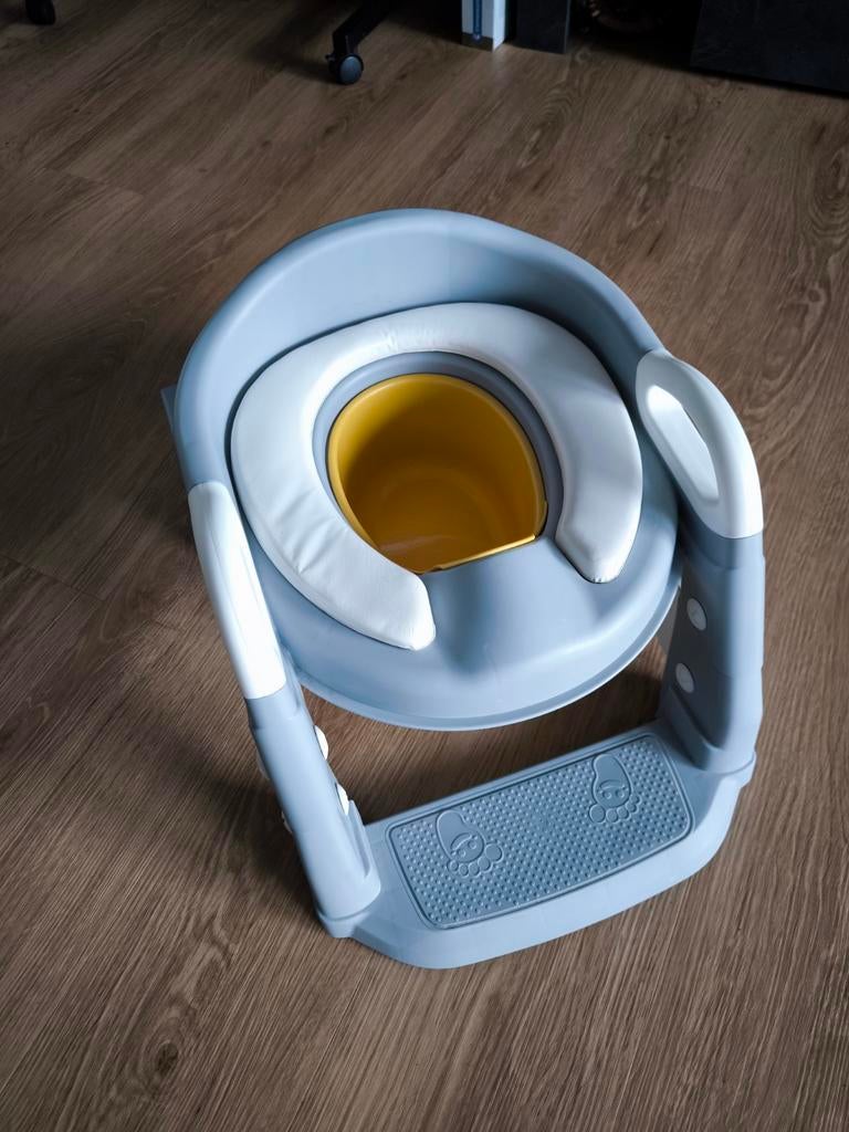 Kinderpotje/wc-trainer met opstapje, Ophalen, Gebruikt