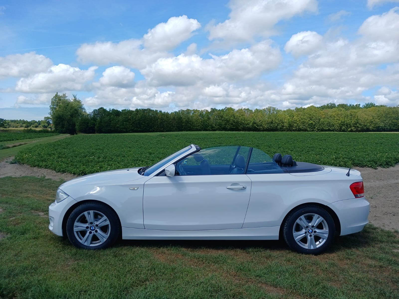 BMW 1-Serie 2.0 118I Cabrio 2012 Wit, Auto's, BMW, 1-Serie, 1995 cc, Zwart, Cabriolet