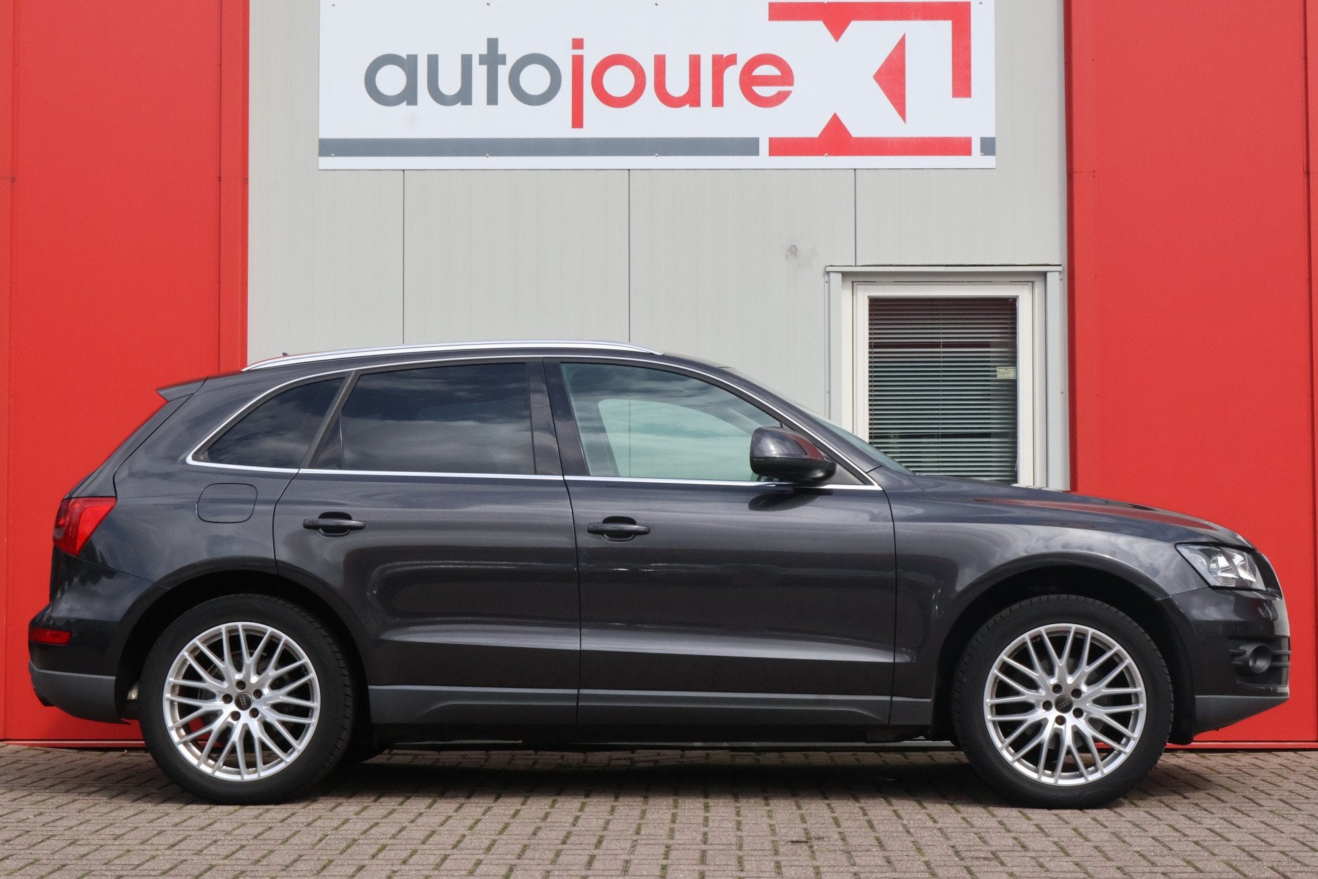 Audi Q5 2.0 TFSI Quattro (bj 2009, automaat), Auto's, Automaat, Gebruikt, Beige, 4 cilinders