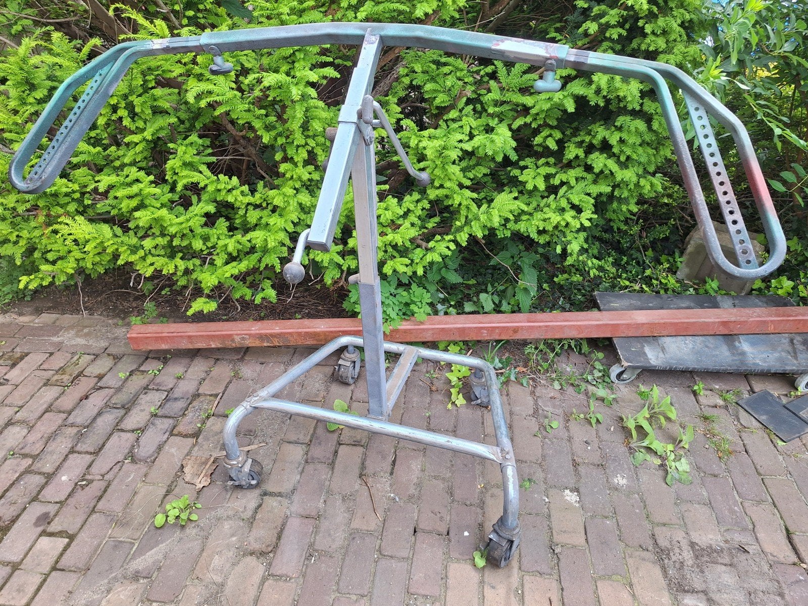 Spuitstandaard voor bumpers, Ophalen, Gebruikt
