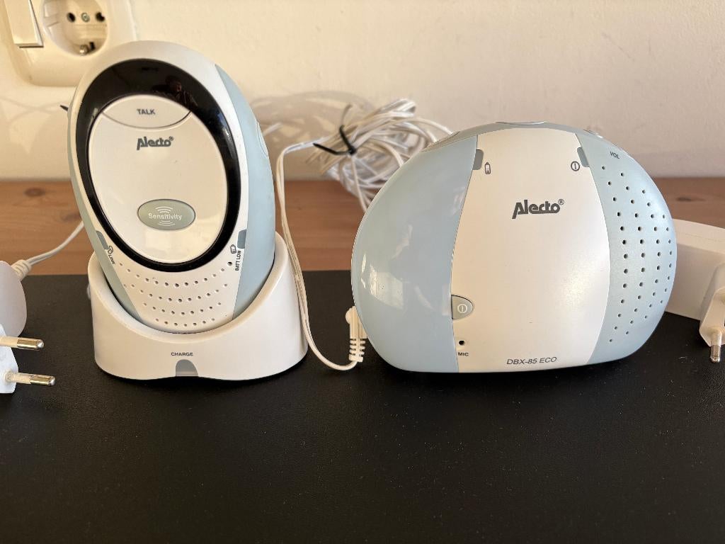 Alecto DBX 85 babyfoon met nw oplaadbare batterijen, Kinderen en Baby's, Babyfoons, Ophalen of Verzenden, Zo goed als nieuw, Minder dan 100 meter