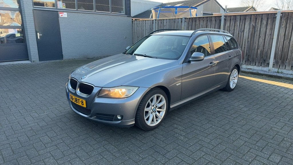 BMW 3-serie Touring 320i Business Line, Auto's, Euro 5, 4 cilinders, Origineel Nederlands, 3-Serie