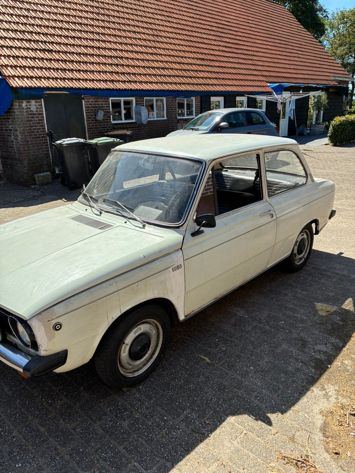 DAF 66 1.1 DE Luxe AUT 1974 Wit, Auto's, Overige Auto's, Automaat, Achterwielaandrijving, Zwart, 4 cilinders