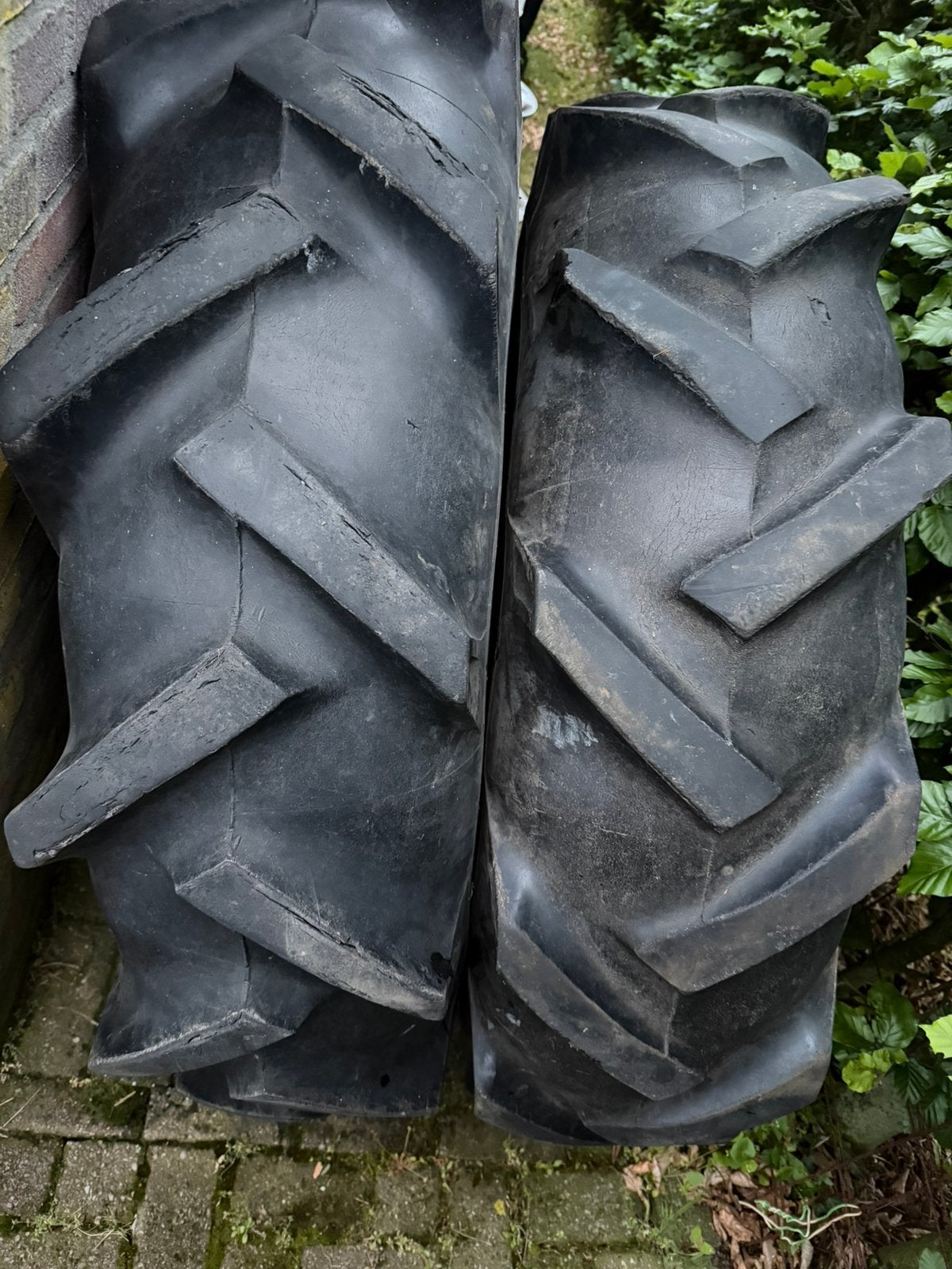Hofka Holland 28” Trekker banden te koop, Ophalen, Gebruikt