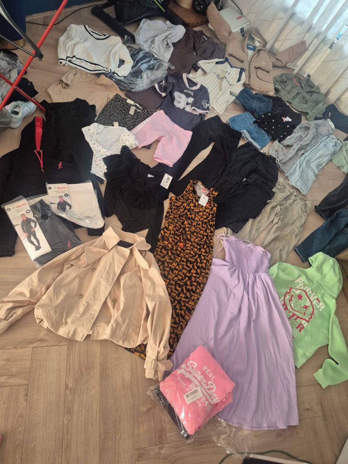 37 stuks veel nieuw dames kledingpakket XS S M, chanel, stra, Ophalen of Verzenden, Zo goed als nieuw, Maat 34 (XS) of kleiner
