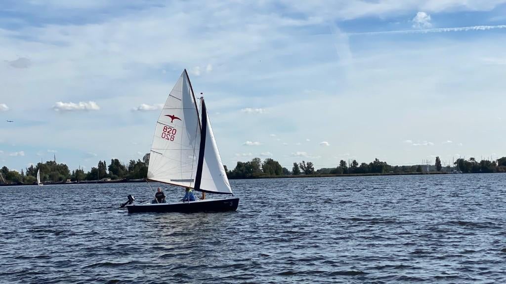Poly valk te koop, Watersport en Boten, Open zeilboten, Geen motor, Gebruikt, 6 meter of meer, Diesel
