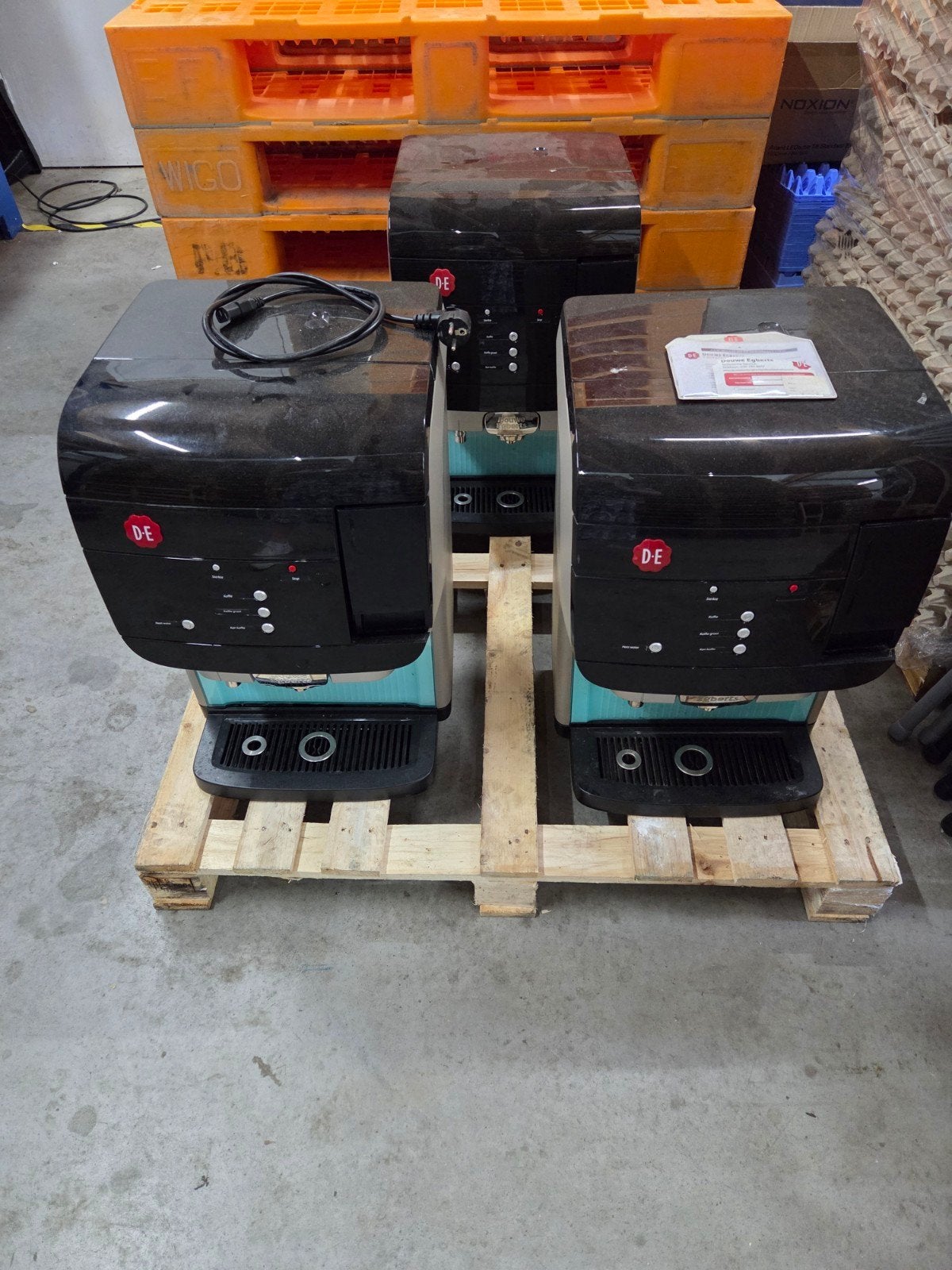 DE Koffiemachines (3 stuks) - Gebruikt, Witgoed en Apparatuur, Koffiezetapparaten, Koffiepads en cups, Gebruikt, 10 kopjes of meer