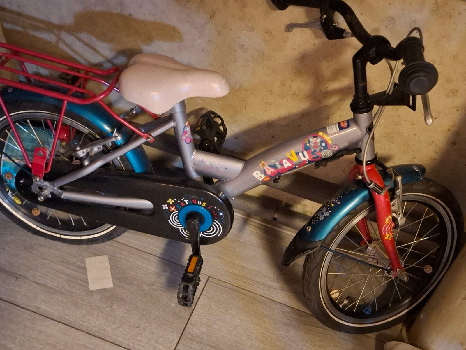 Batavus Koala Kinderfiets 16 inch met zijwieltjes, Ophalen, Terugtraprem, Zijwieltjes, Batavus