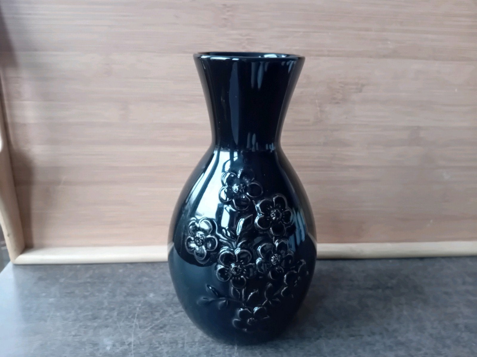 vaas 21cm, Ophalen, 21 cm, Met patroon/structuur, Zwart