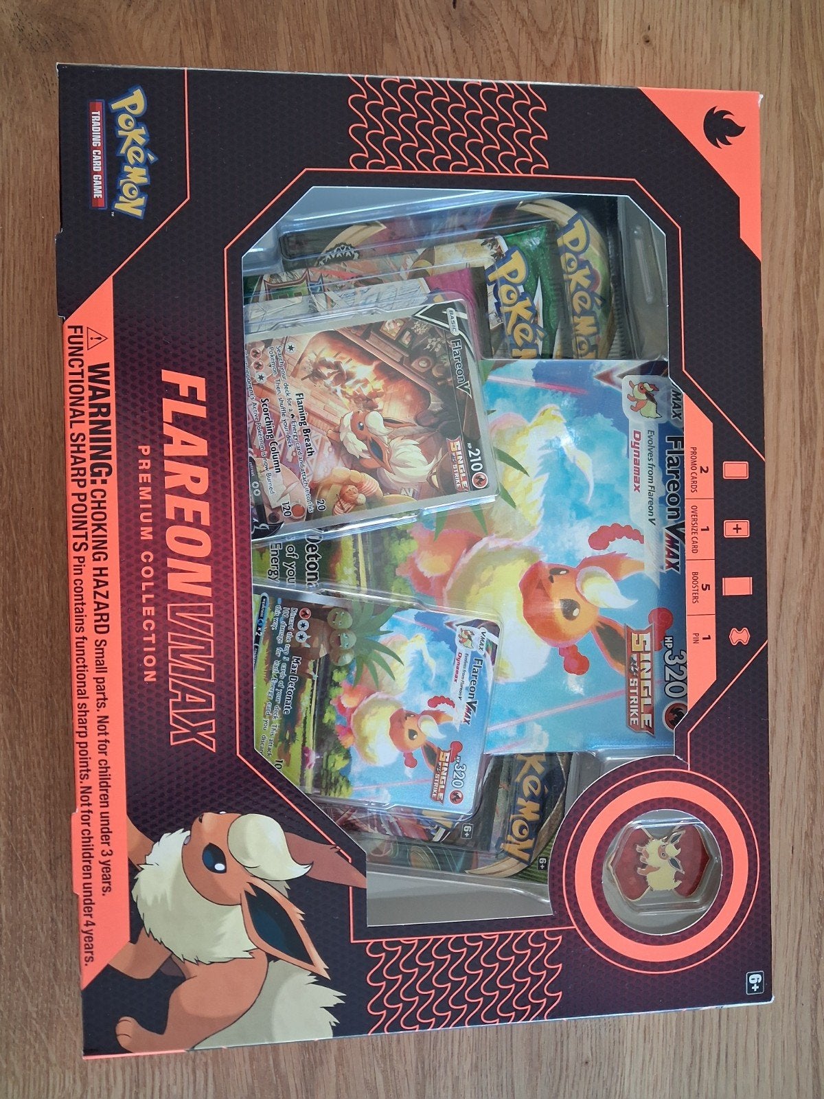 Pokémon Flareon VMAX Premium Collectie Box, Ophalen, Nieuw, Overige typen