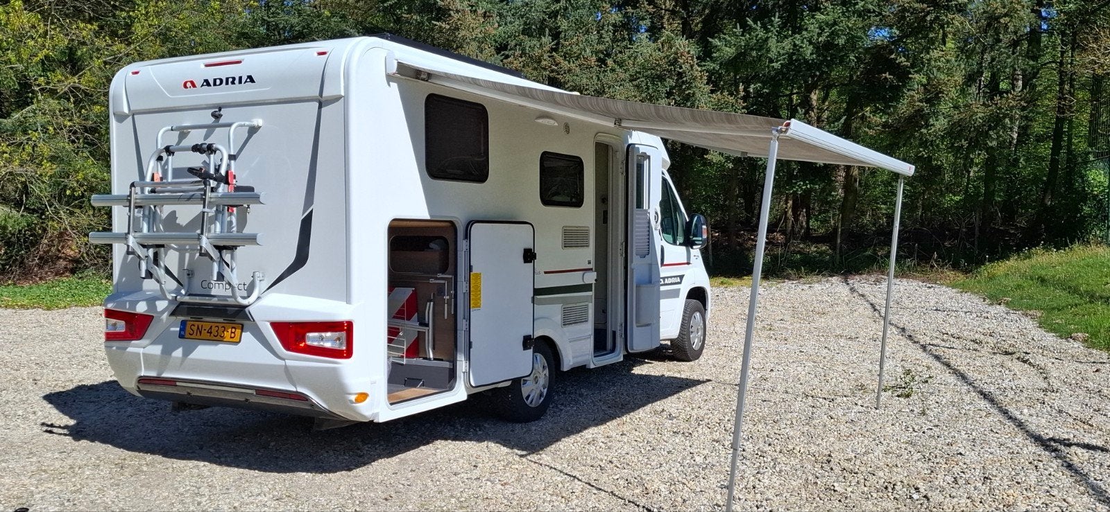 ADRIA Compact Plus SL 2018, Automaat, Ringverwarming, ESP-stabiliteitscontrole, Fiat