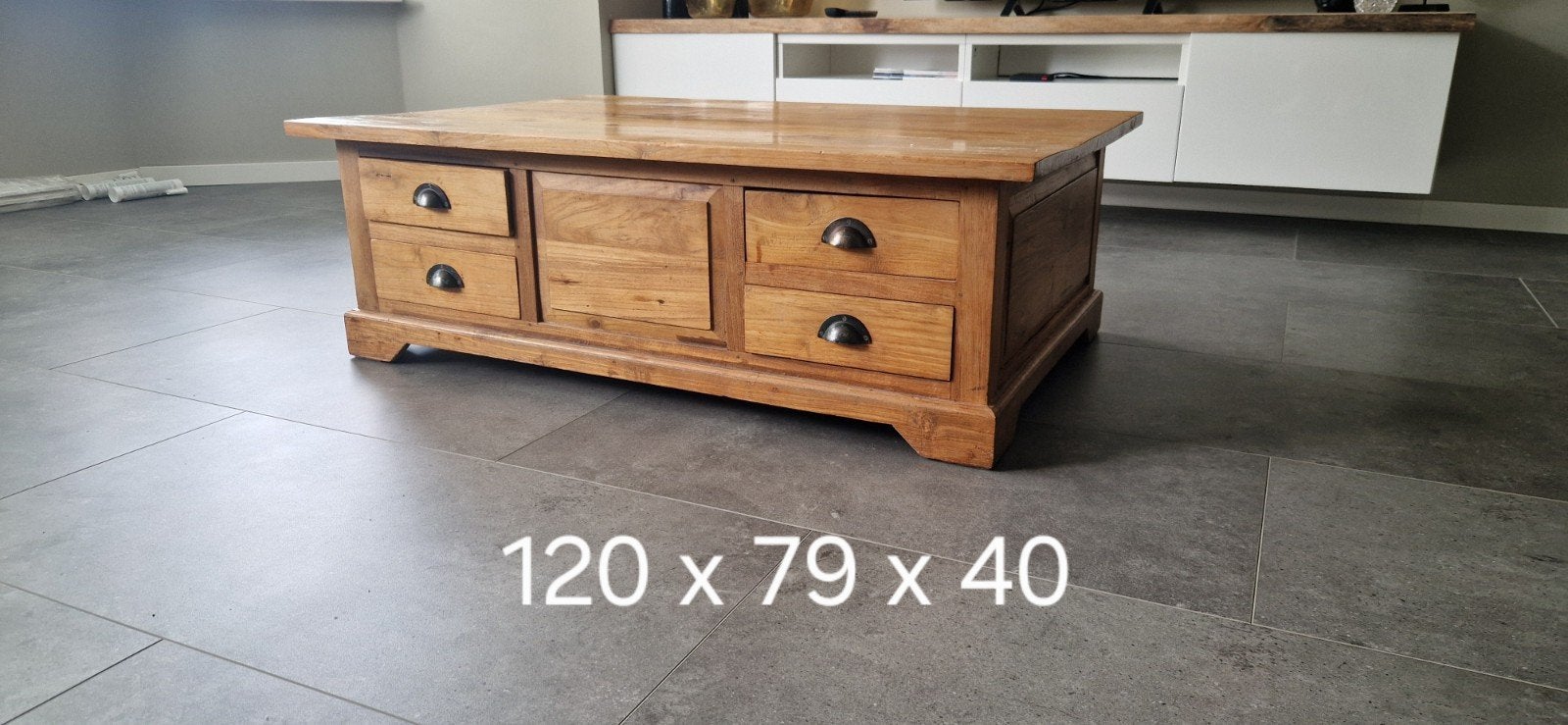 Robuuste houten salontafel met lades - 120x79x40 cm, Huis en Inrichting, Tafels | Salontafels, Gebruikt, 100 tot 150 cm, Landelijk, Robuust
